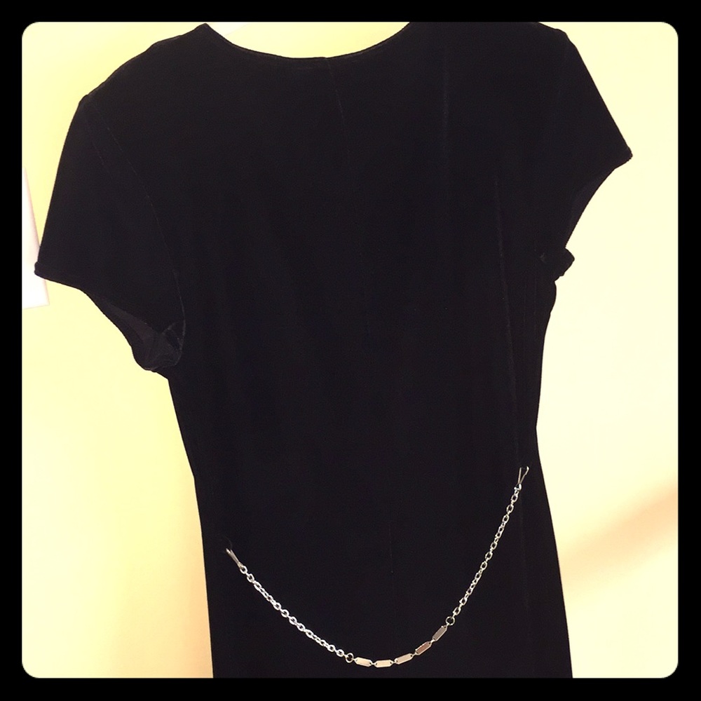 Juniors Long Black Velvet Dress